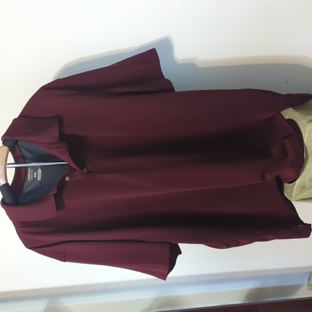 Men's polo